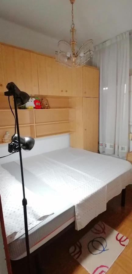 Mary'S Rooms Low Cost 발렌시아 외부 사진
